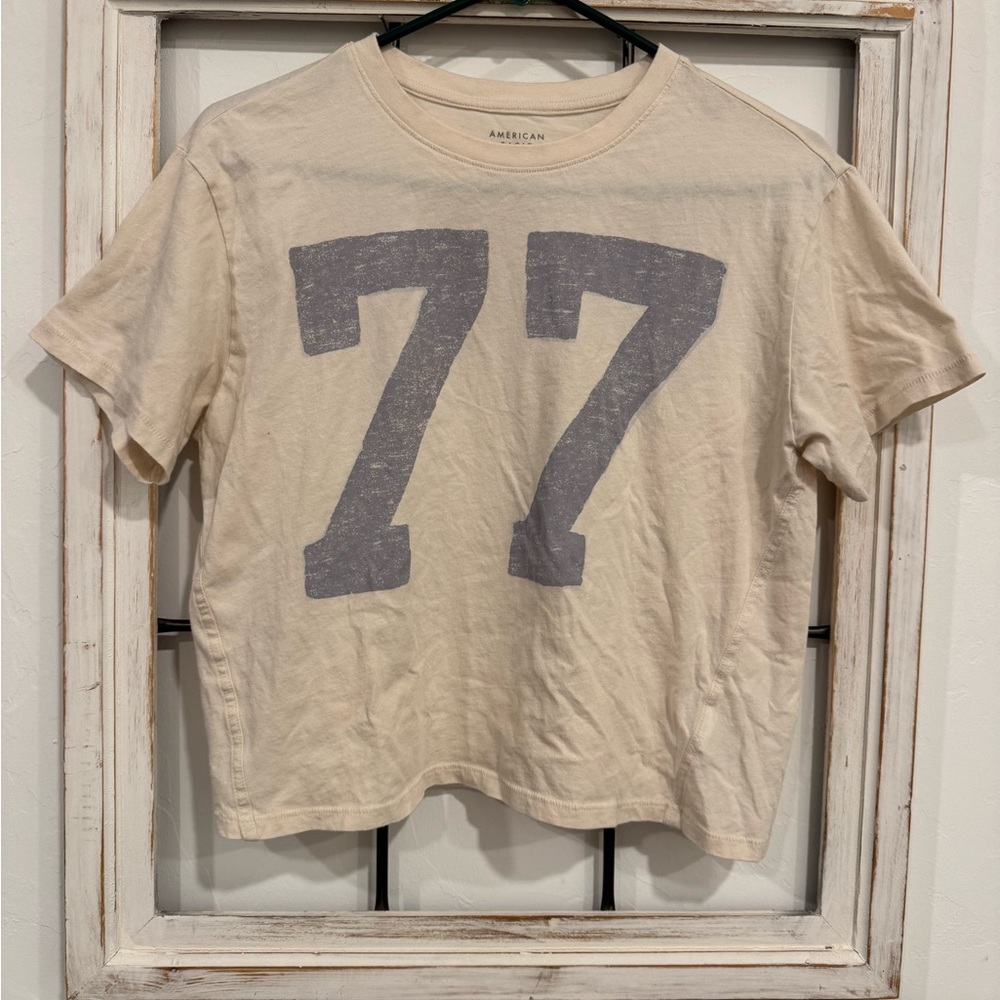 American Eagle 77 Cream Graphic T-Shirt